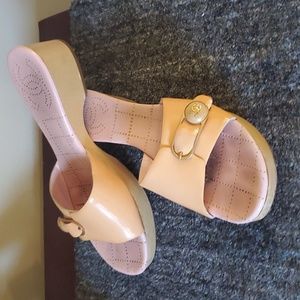 Chanel slides